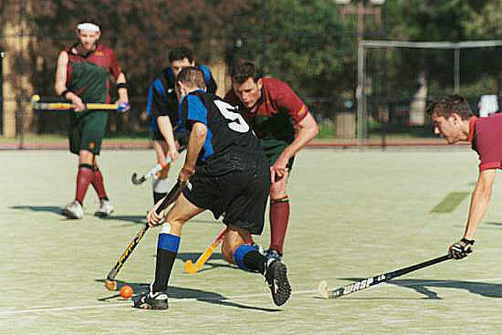Sfeerbeeld van een veldhockeywedstrijd